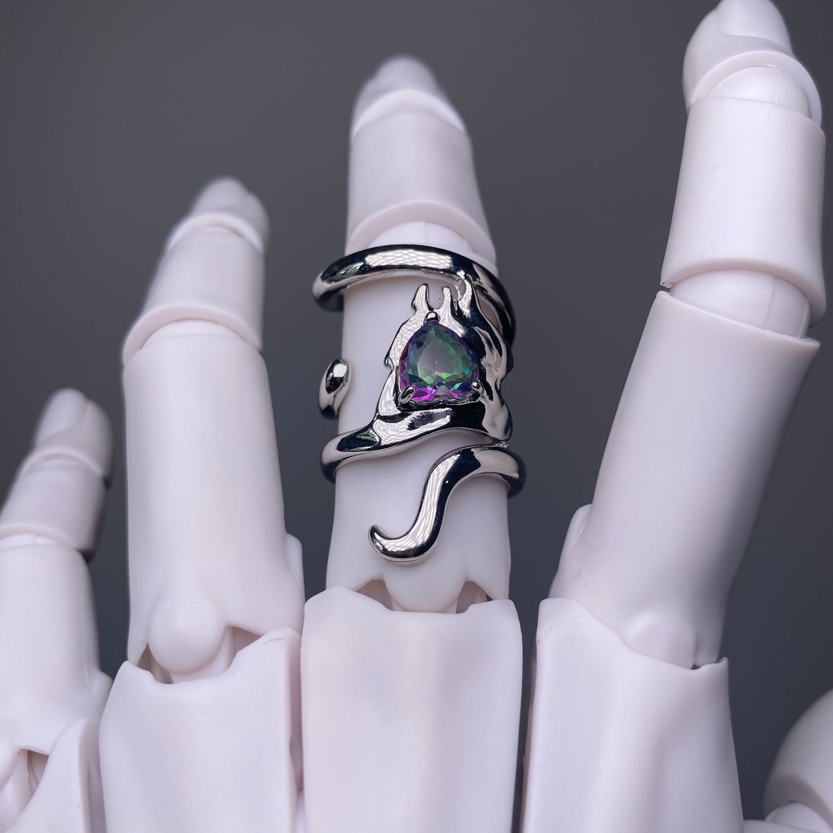 Serpent Wrap