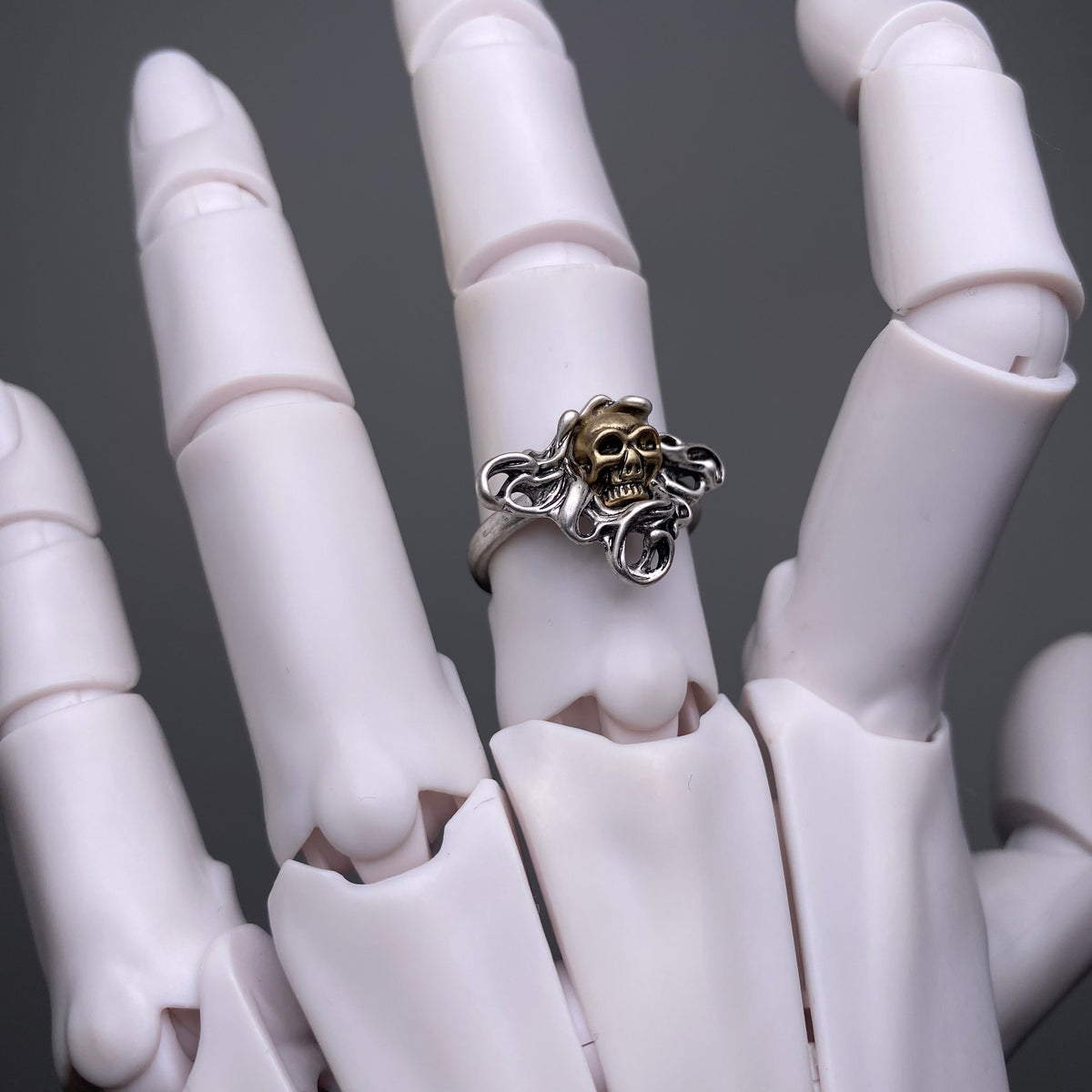 Skullveil