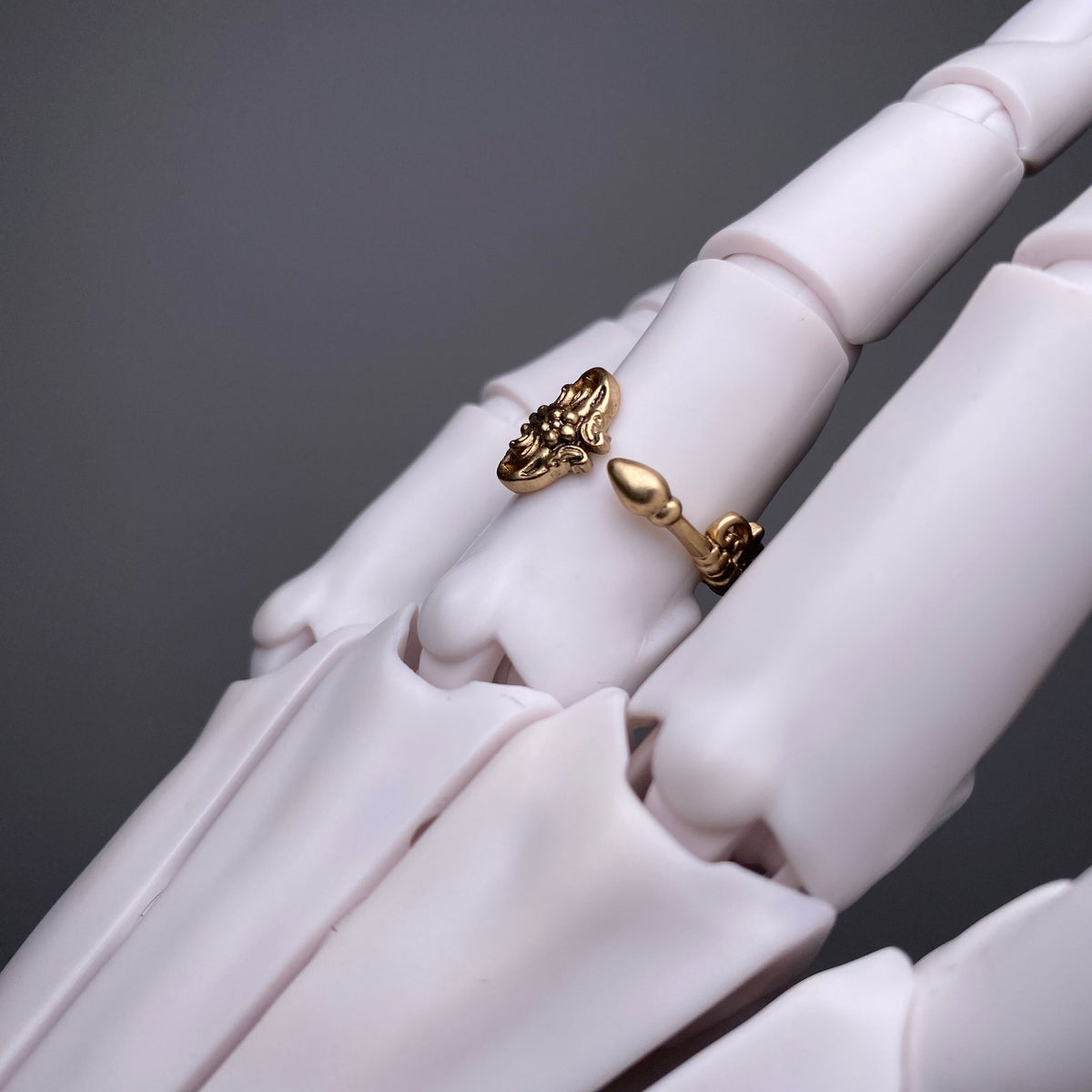 Vesper Locket